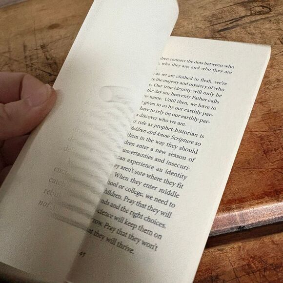 Praying Circles Around Your Children by Mark Batterson Christian Paperback Book - Picture 5 of 7